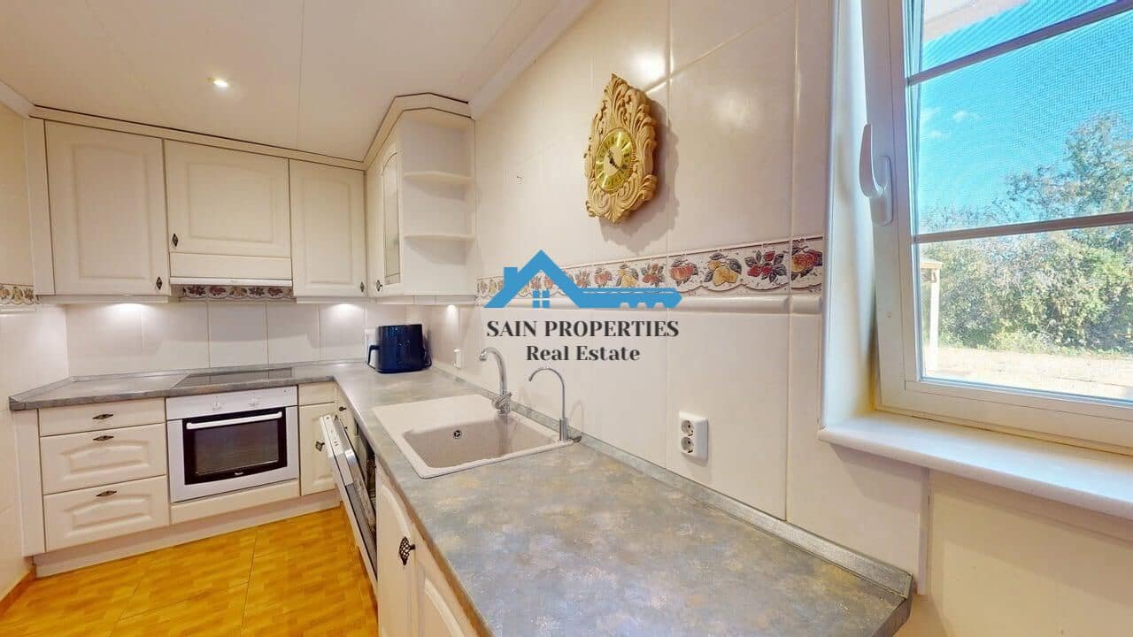 Chalet de 4 habitaciones en Alfaz del Pi / L'Alfàs del Pi en venta con piscina garaje - 850.000 € (Ref: 9446300)