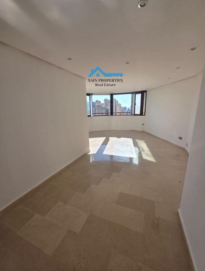 2 quarto Apartamento para venda em Benidorm com piscina - 255 000 € (Ref: 9446302)