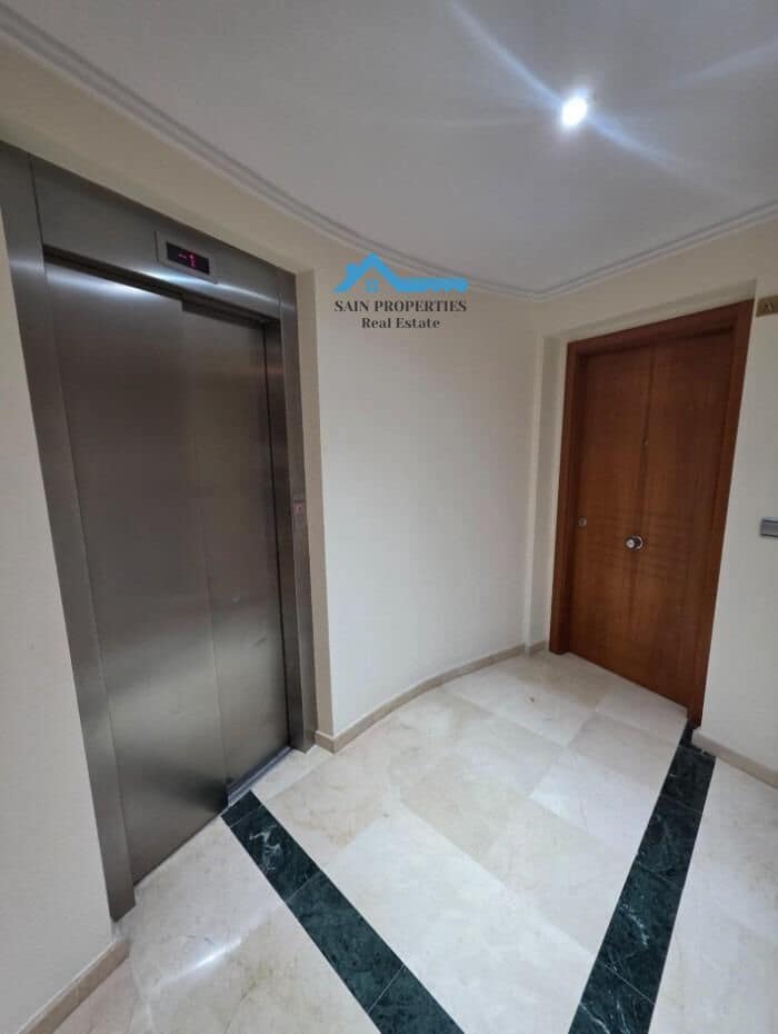 2 quarto Apartamento para venda em Benidorm com piscina - 255 000 € (Ref: 9446302)