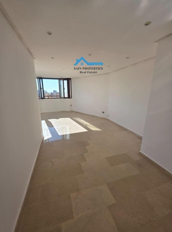 2 quarto Apartamento para venda em Benidorm com piscina - 255 000 € (Ref: 9446302)