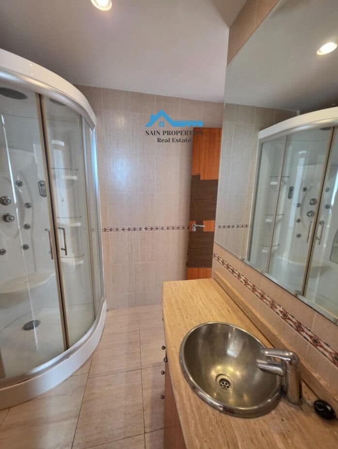 2 quarto Apartamento para venda em Benidorm com piscina - 255 000 € (Ref: 9446302)
