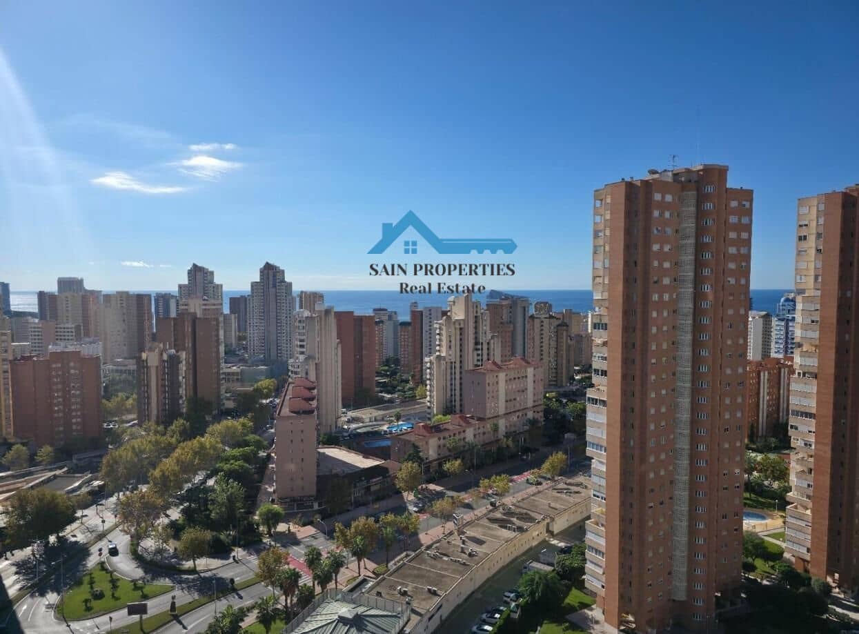 2 quarto Apartamento para venda em Benidorm com piscina - 255 000 € (Ref: 9446302)