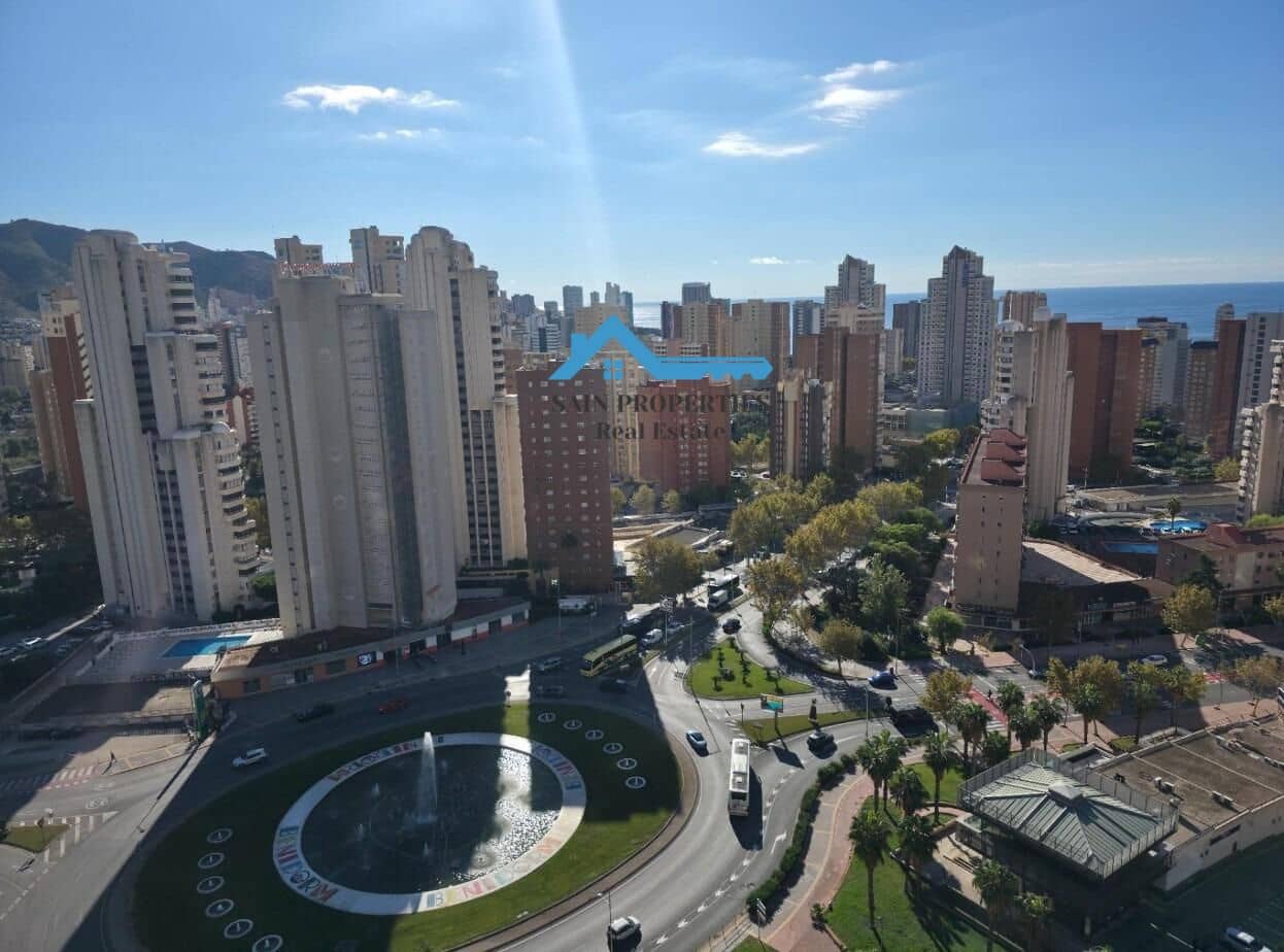 2 quarto Apartamento para venda em Benidorm com piscina - 255 000 € (Ref: 9446302)