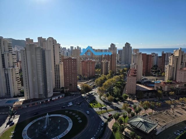 2 quarto Apartamento para venda em Benidorm com piscina - 255 000 € (Ref: 9446302)