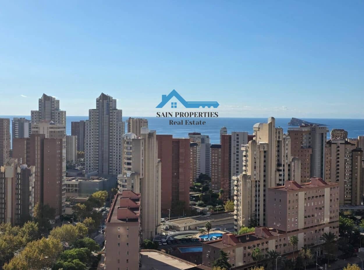 2 quarto Apartamento para venda em Benidorm com piscina - 255 000 € (Ref: 9446302)