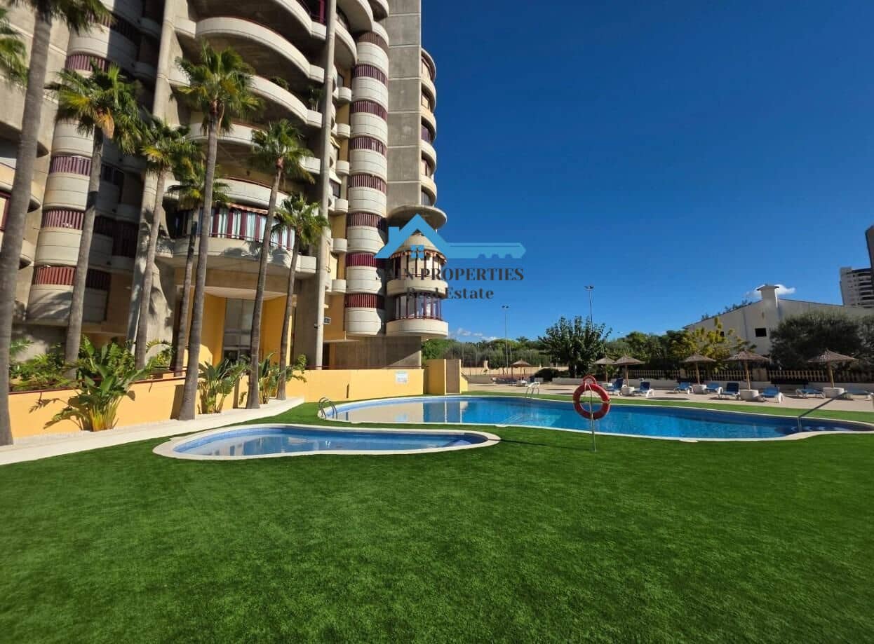 2 quarto Apartamento para venda em Benidorm com piscina - 255 000 € (Ref: 9446302)