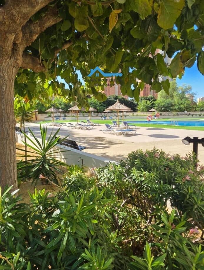 2 quarto Apartamento para venda em Benidorm com piscina - 255 000 € (Ref: 9446302)