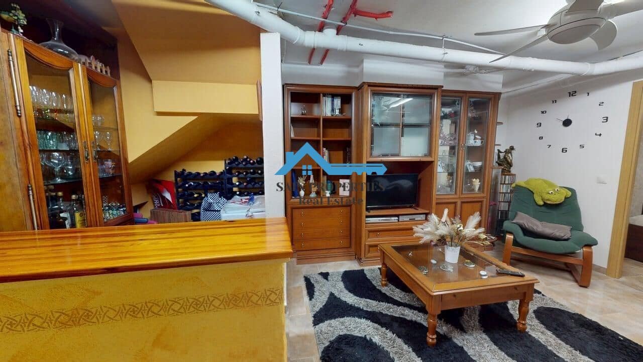 4 sovrum Semi-fristående Villa till salu i La Nucia med pool garage - 378 500 € (Ref: 9446303)