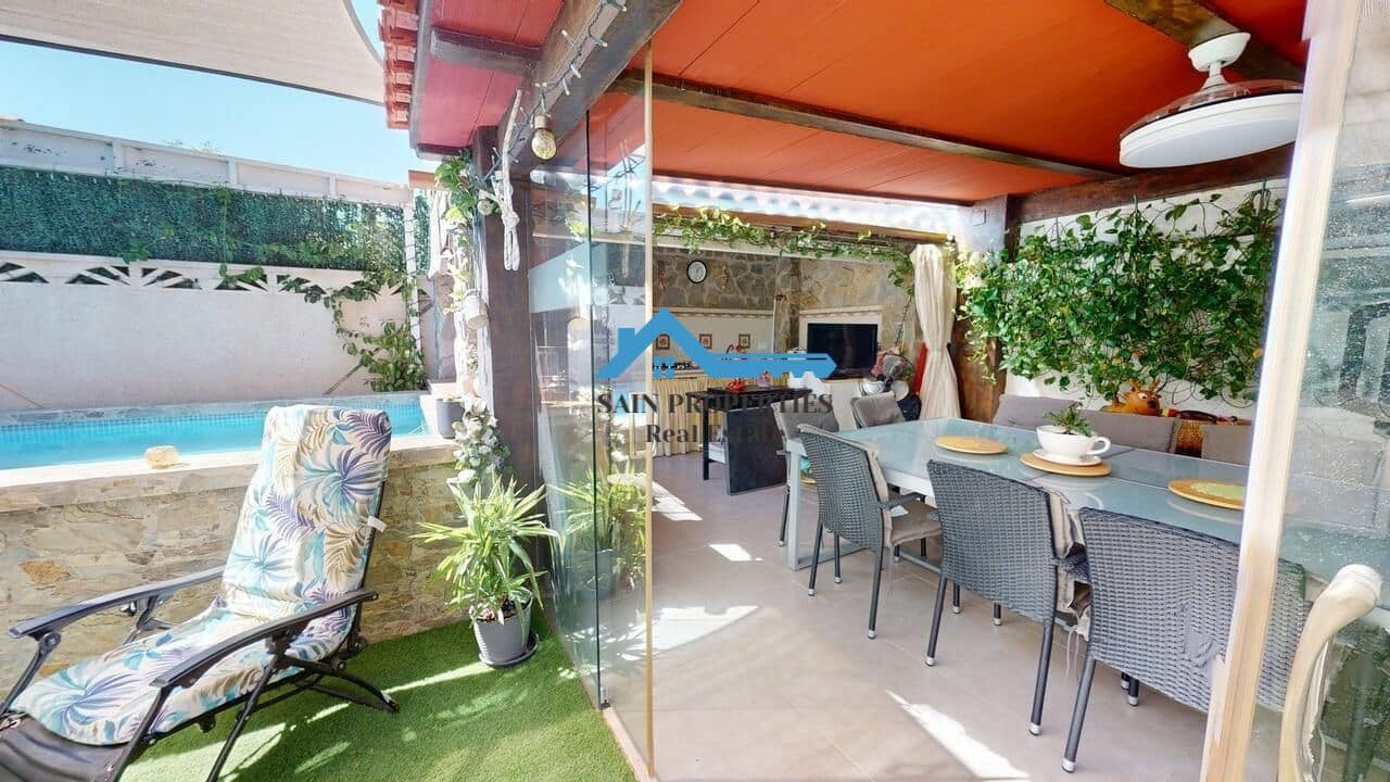 4 sovrum Semi-fristående Villa till salu i La Nucia med pool garage - 378 500 € (Ref: 9446303)