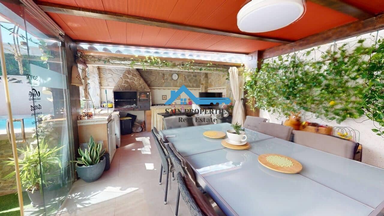 4 sovrum Semi-fristående Villa till salu i La Nucia med pool garage - 378 500 € (Ref: 9446303)