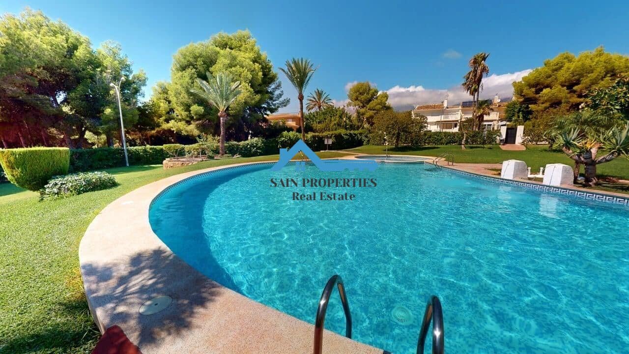 4 sovrum Semi-fristående Villa till salu i La Nucia med pool garage - 378 500 € (Ref: 9446303)