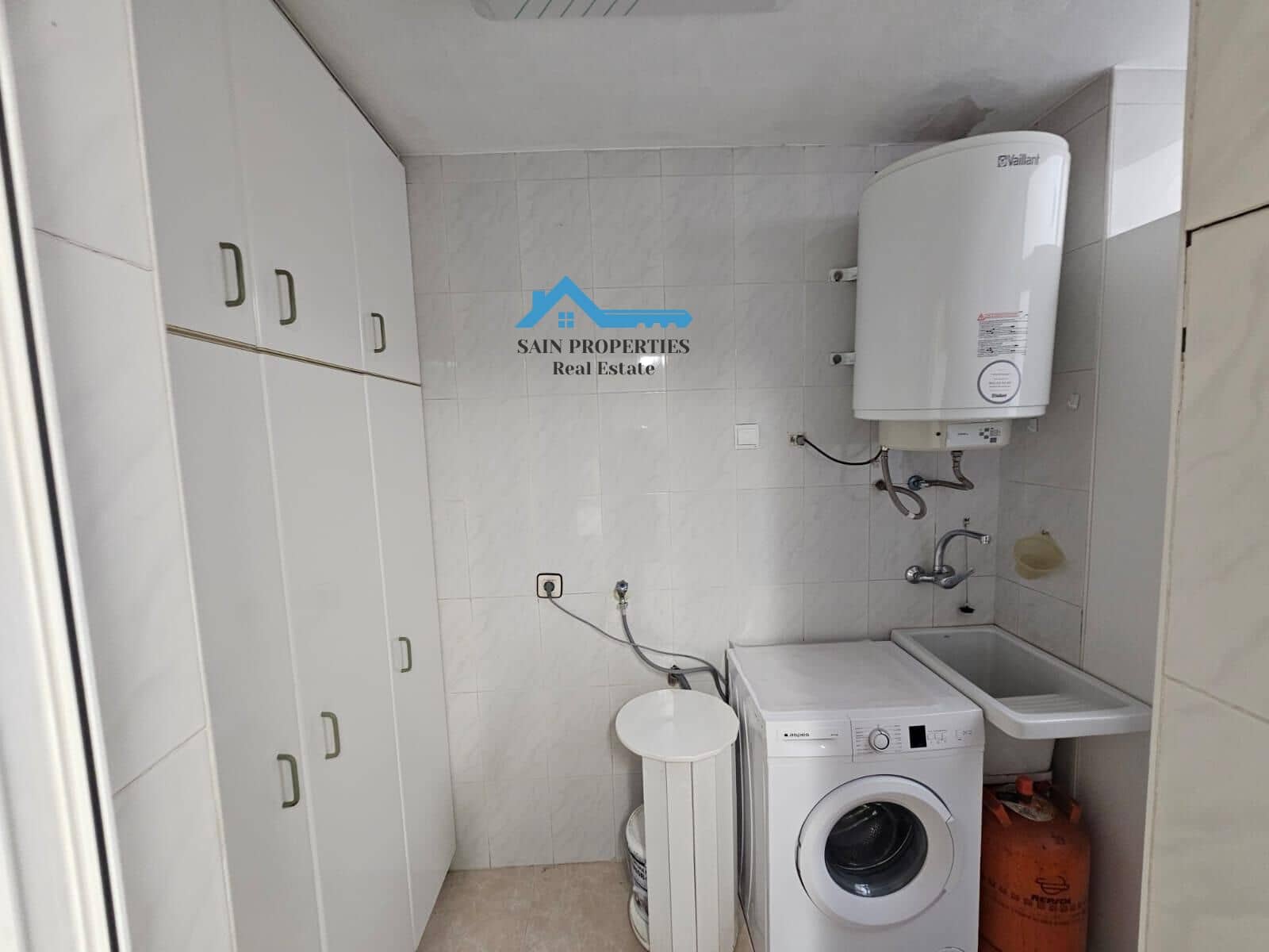 3 bedroom Flat for sale in Alfaz del Pi / L'Alfas del Pi - € 255,000 (Ref: 9450593)