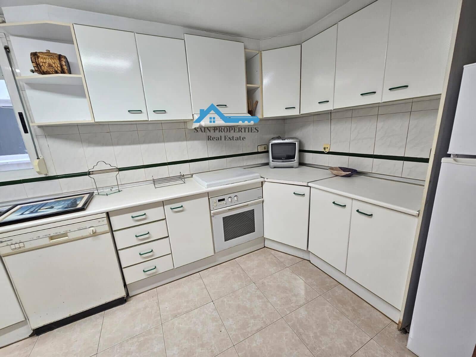 3 bedroom Flat for sale in Alfaz del Pi / L'Alfas del Pi - € 255,000 (Ref: 9450593)