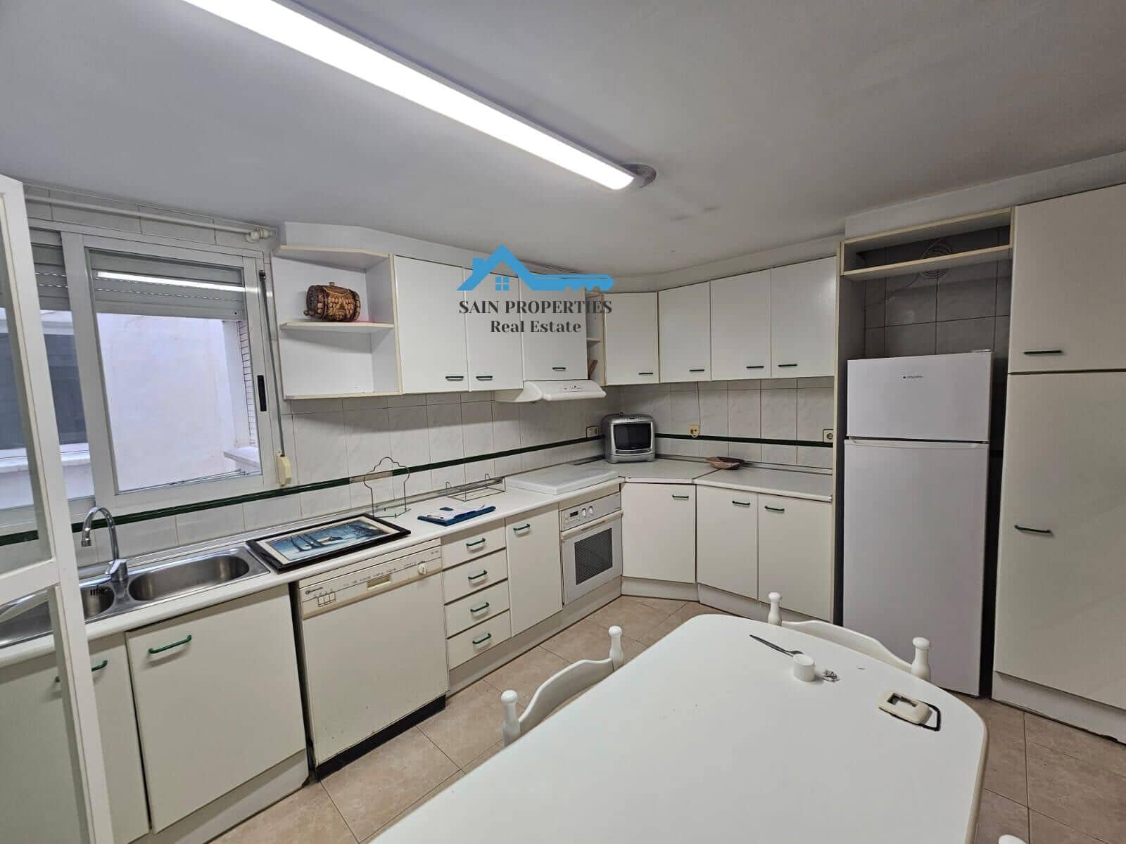 3 bedroom Flat for sale in Alfaz del Pi / L'Alfas del Pi - € 255,000 (Ref: 9450593)