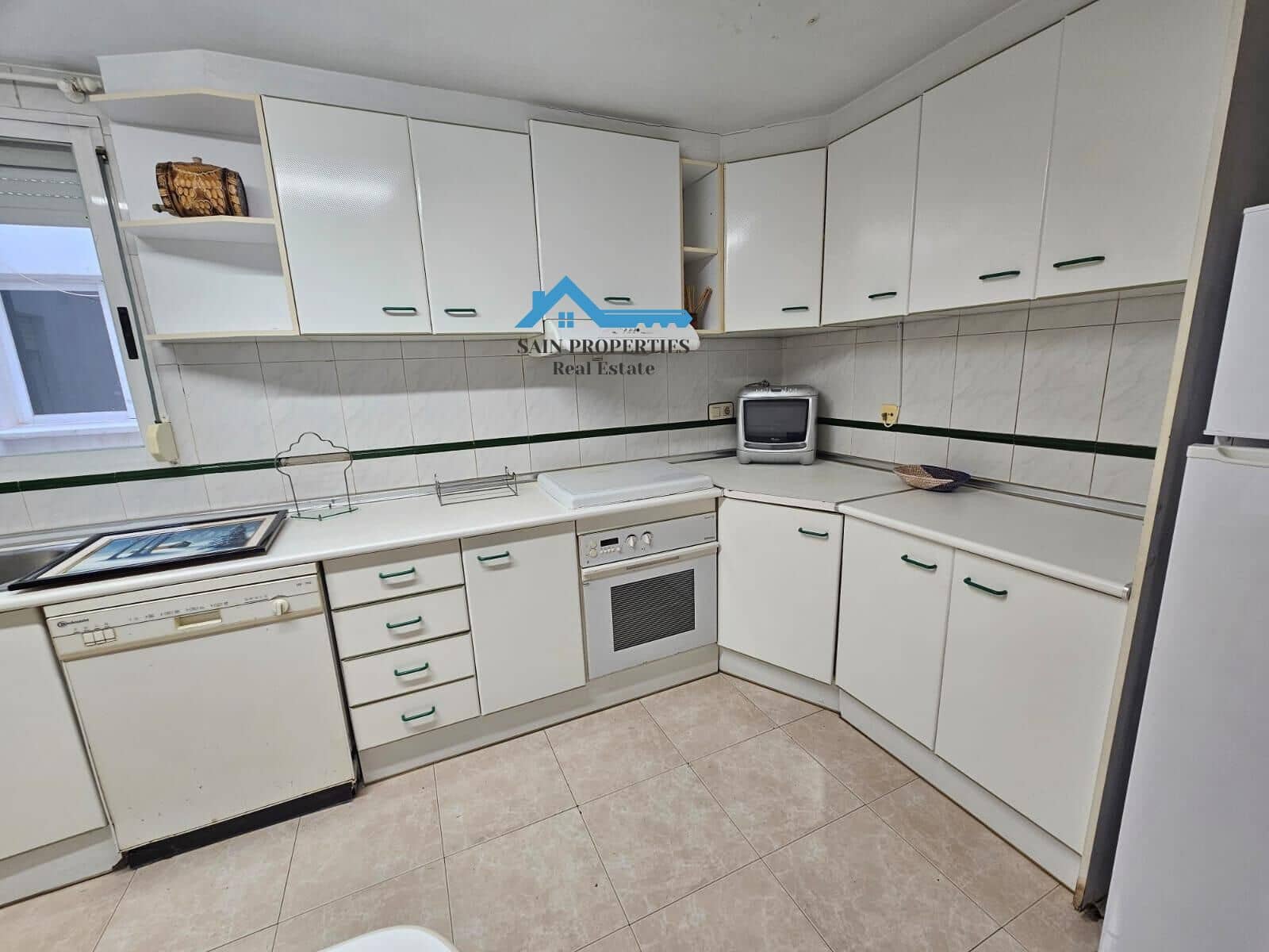 3 bedroom Flat for sale in Alfaz del Pi / L'Alfas del Pi - € 255,000 (Ref: 9450593)