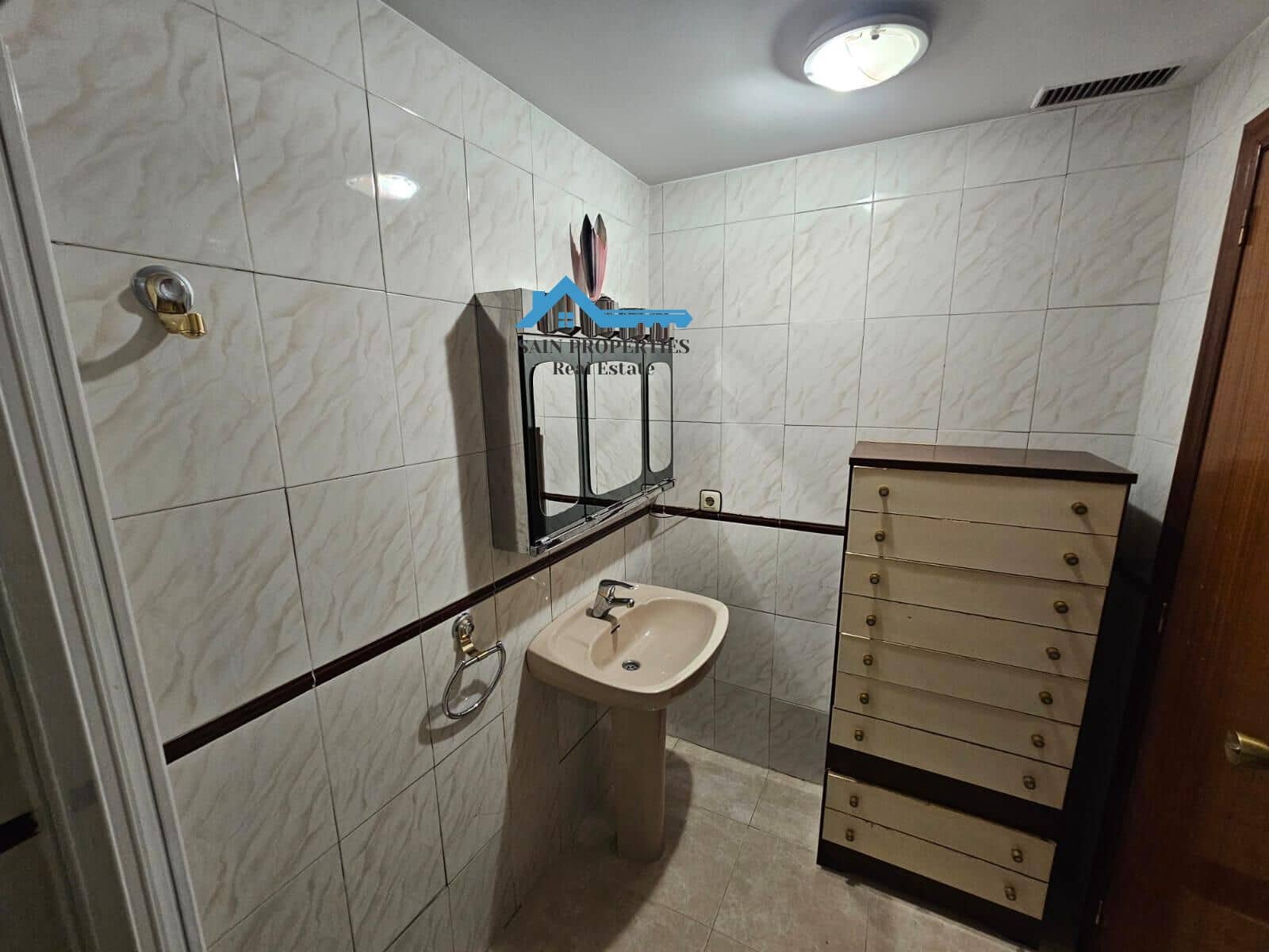 3 bedroom Flat for sale in Alfaz del Pi / L'Alfas del Pi - € 255,000 (Ref: 9450593)