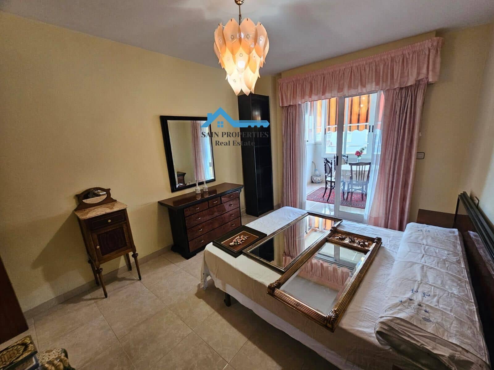 3 bedroom Flat for sale in Alfaz del Pi / L'Alfas del Pi - € 255,000 (Ref: 9450593)