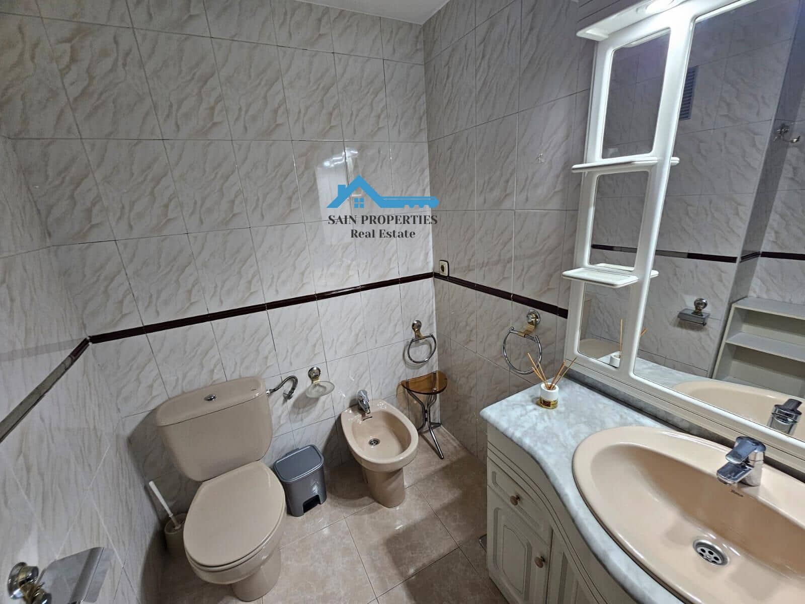 3 bedroom Flat for sale in Alfaz del Pi / L'Alfas del Pi - € 255,000 (Ref: 9450593)