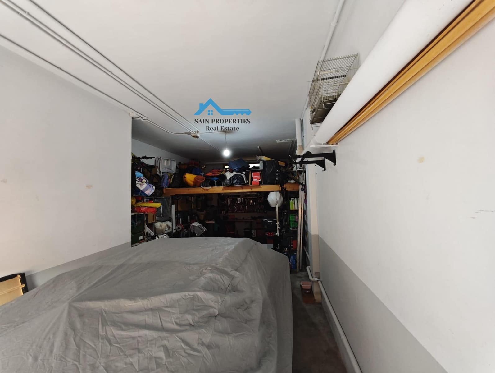 2 makuuhuone Huoneisto myytävänä paikassa Chirles mukana 
autotalli - 195 000 € (Ref: 9452094)