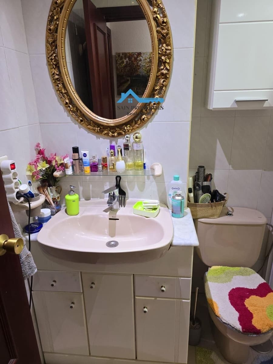 2 sovrum Lägenhet till salu i Benidorm med pool - 238 700 € (Ref: 9452095)