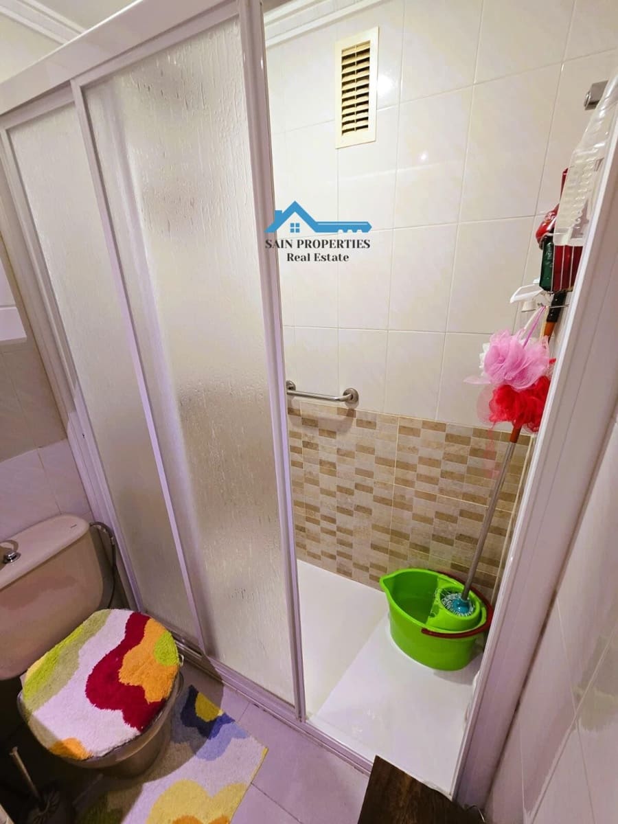 2 sovrum Lägenhet till salu i Benidorm med pool - 238 700 € (Ref: 9452095)