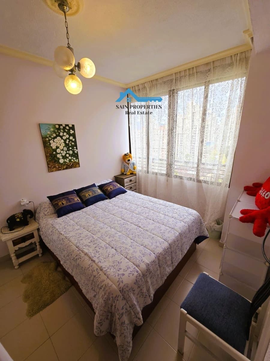 2 sovrum Lägenhet till salu i Benidorm med pool - 238 700 € (Ref: 9452095)