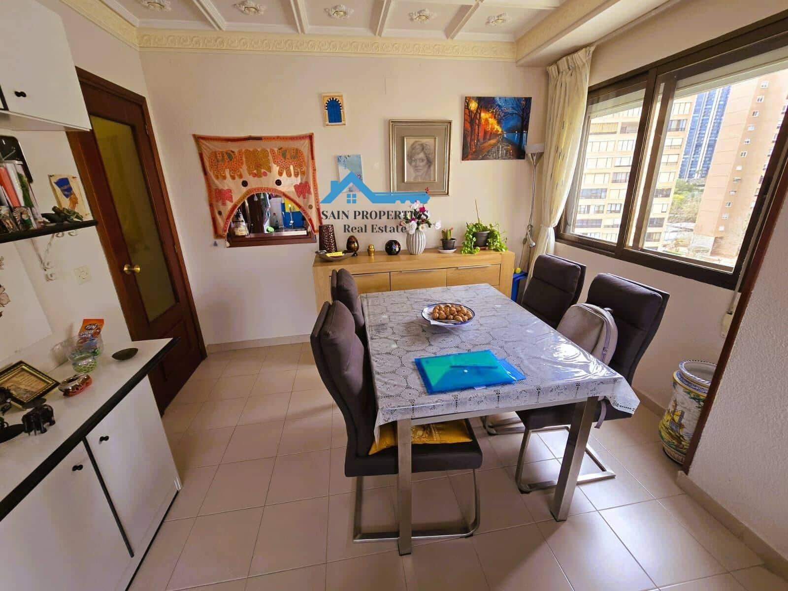 2 sovrum Lägenhet till salu i Benidorm med pool - 238 700 € (Ref: 9452095)