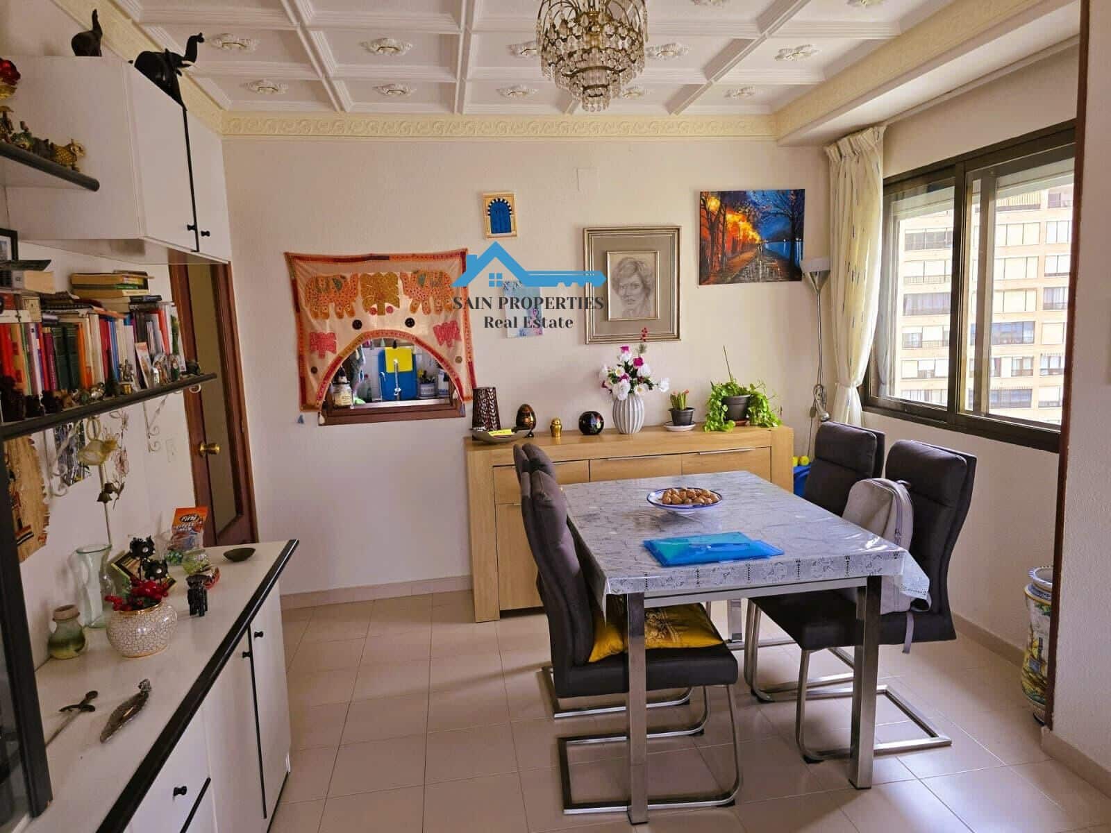 2 sovrum Lägenhet till salu i Benidorm med pool - 238 700 € (Ref: 9452095)