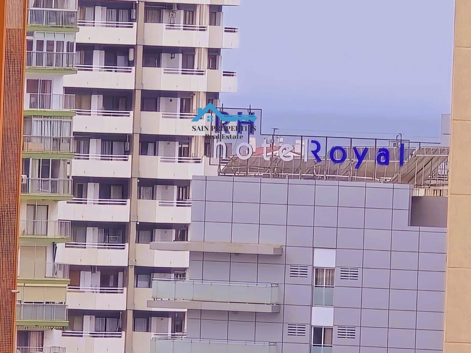 2 sovrum Lägenhet till salu i Benidorm med pool - 238 700 € (Ref: 9452095)