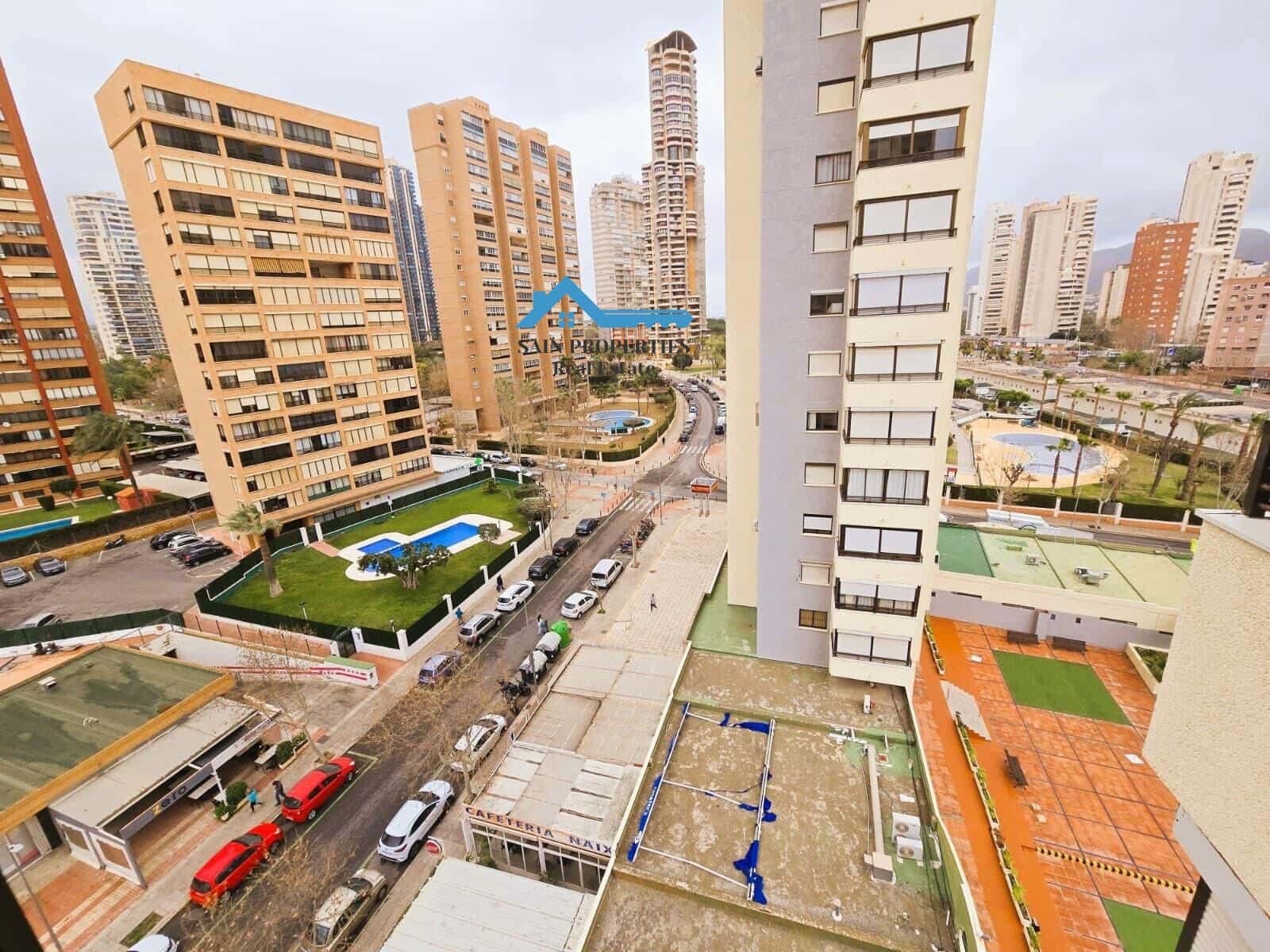 2 sovrum Lägenhet till salu i Benidorm med pool - 238 700 € (Ref: 9452095)