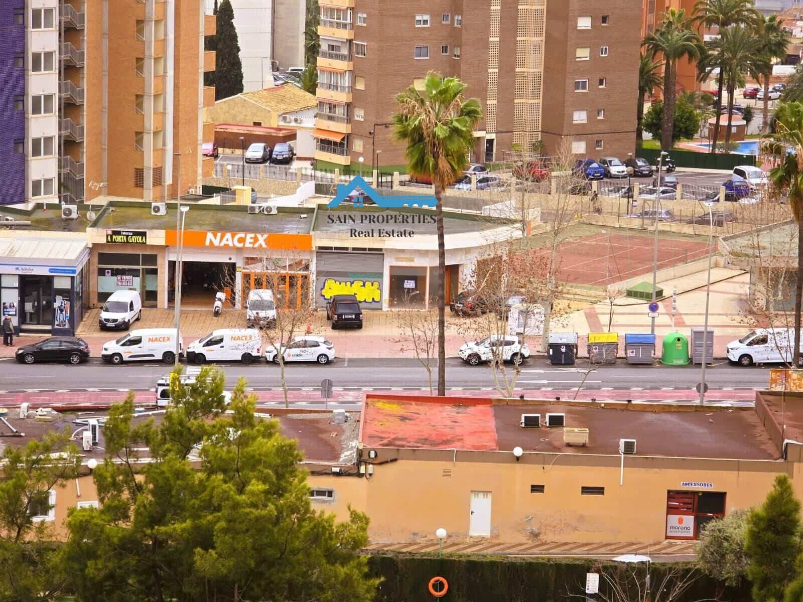 2 sovrum Lägenhet till salu i Benidorm med pool - 238 700 € (Ref: 9452095)