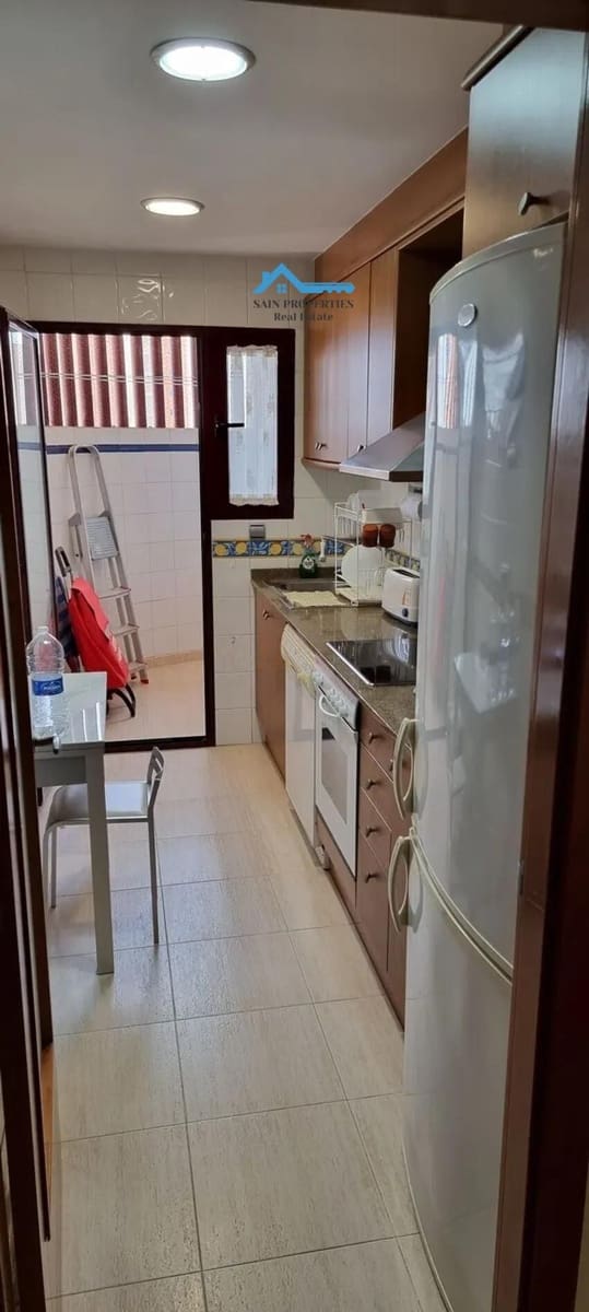 Apartamento de 2 habitaciones en Benidorm en venta con piscina garaje - 317.000 € (Ref: 9462055)