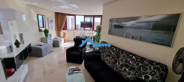Apartamento de 2 habitaciones en Benidorm en venta con piscina garaje - 317.000 € (Ref: 9462055)
