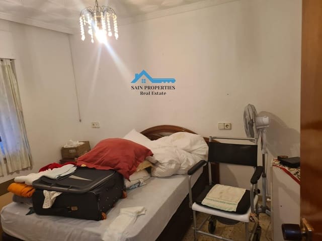 3 Zimmer Bungalow zu verkaufen in Colonia Madrid, Benidorm mit Garage - 289.000 € (Ref: 9504566)