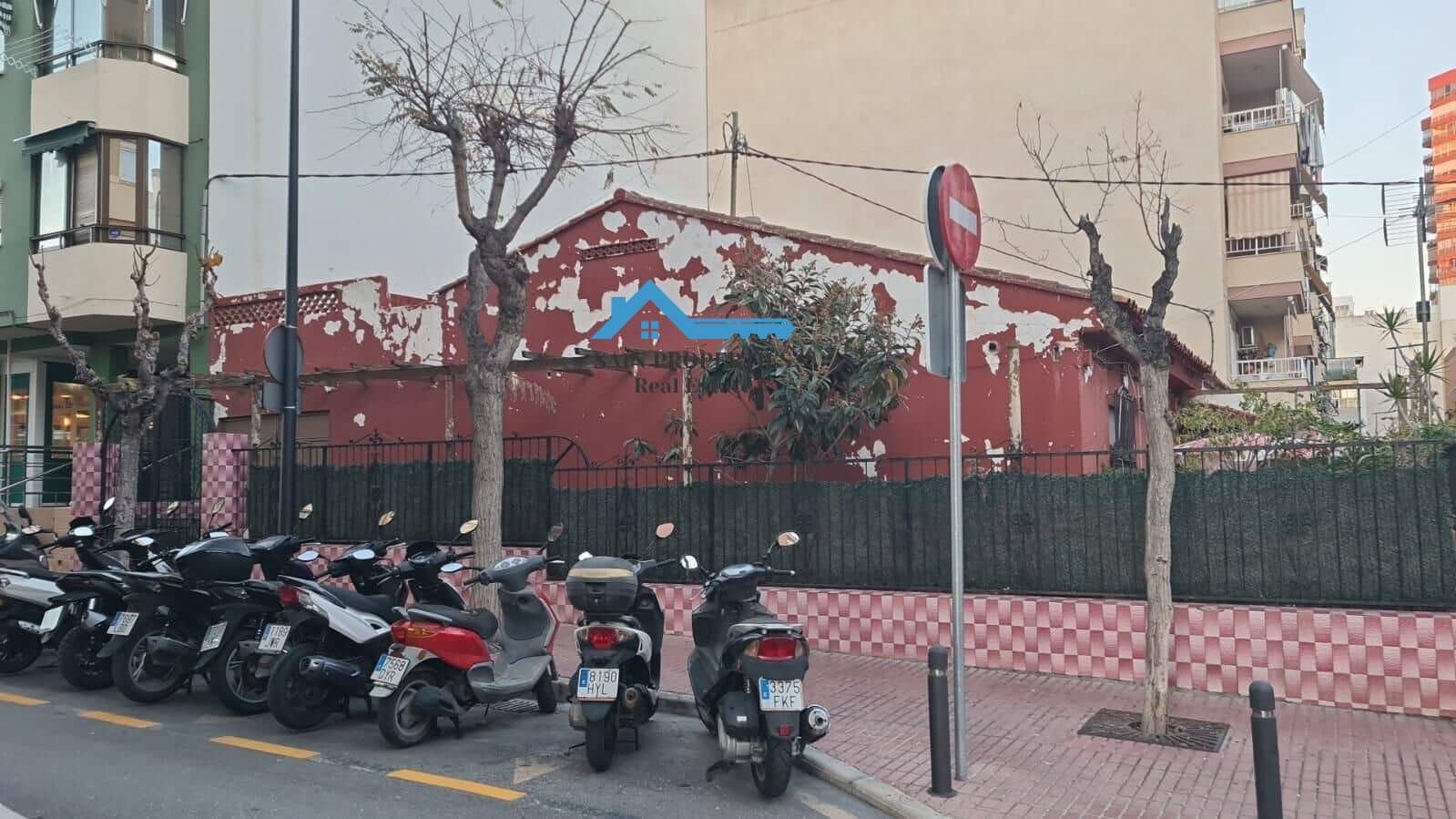 3 Zimmer Bungalow zu verkaufen in Benidorm mit Garage - 289.000 € (Ref: 9504566)