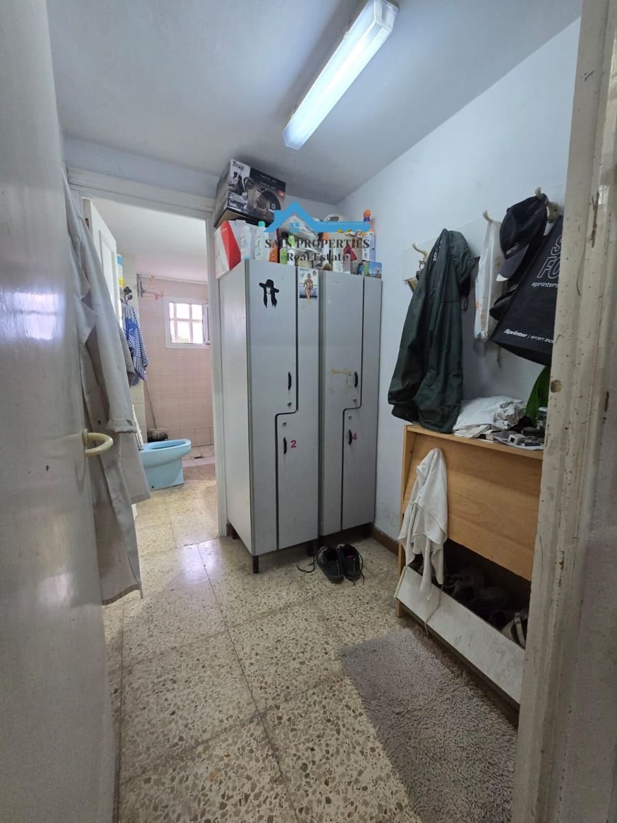 Business for sale in Altea - € 292,000 (Ref: 9518875)