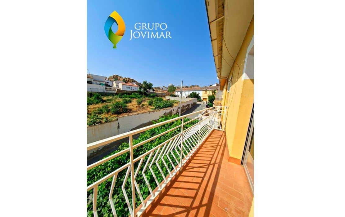 4 chambre Appartement à vendre à Guadix avec garage - 125 000 € (Ref: 10003814)