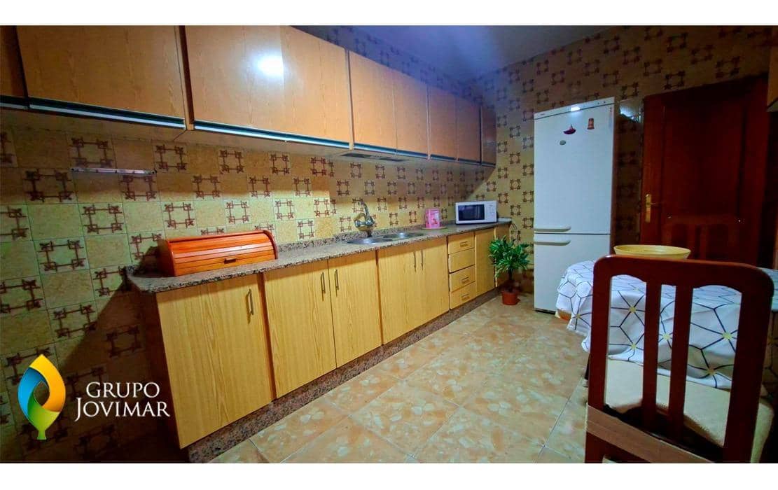 4 chambre Appartement à vendre à Guadix avec garage - 125 000 € (Ref: 10003814)