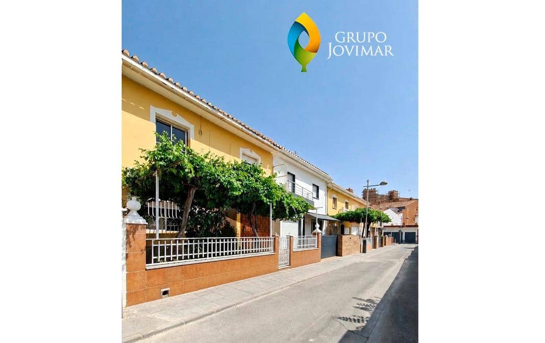 4 chambre Appartement à vendre à Guadix avec garage - 125 000 € (Ref: 10003814)