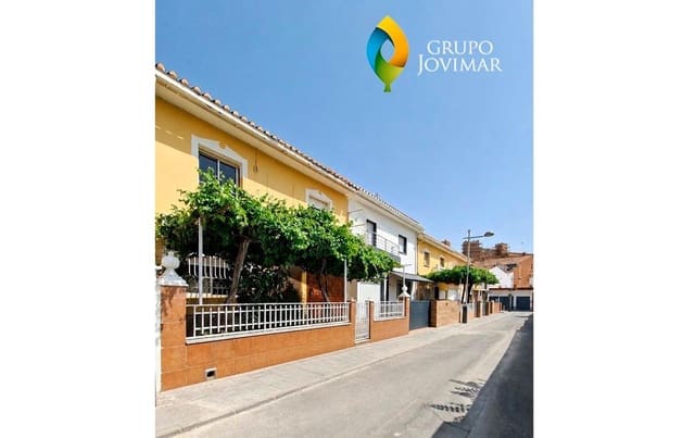 4 chambre Appartement à vendre à Guadix avec garage - 125 000 € (Ref: 10003814)
