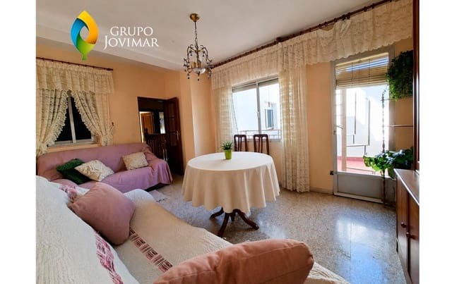 4 chambre Appartement à vendre à Guadix avec garage - 125 000 € (Ref: 10003814)