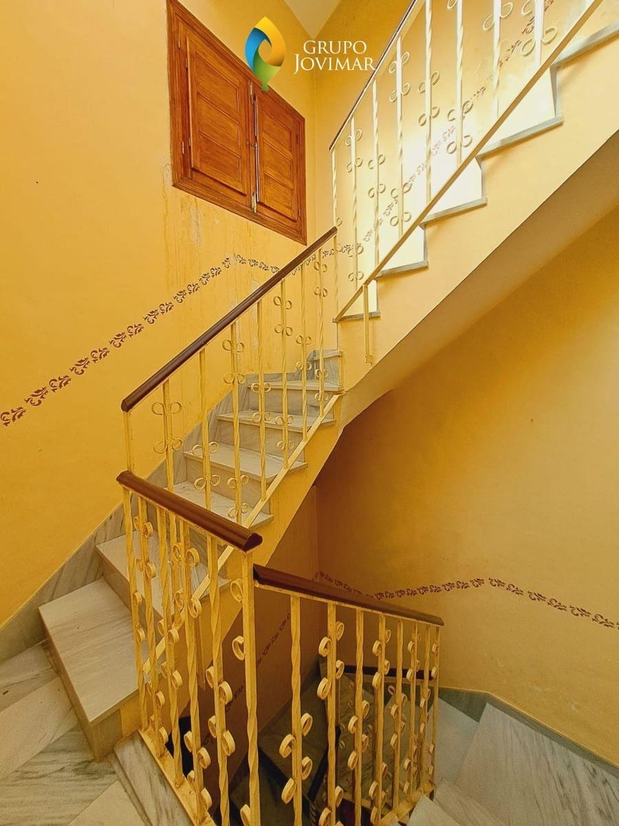 6 bedroom Townhouse for sale in Jerez del Marquesado - € 66,500 (Ref: 8020932)