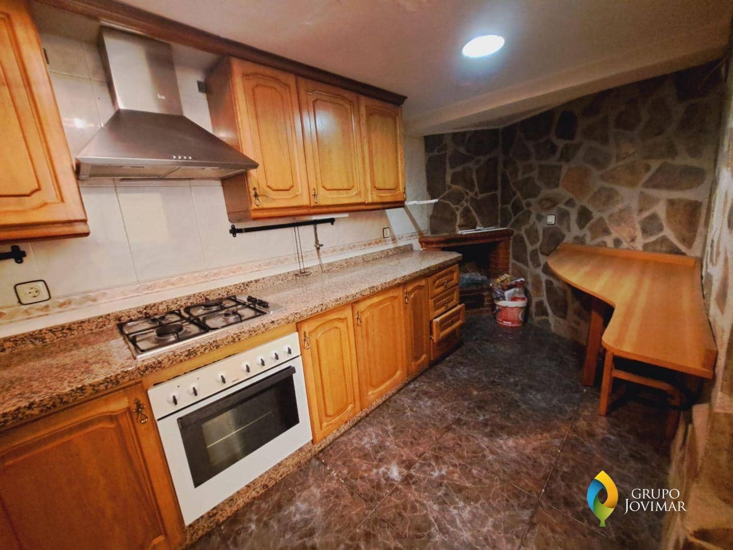 6 bedroom Townhouse for sale in Jerez del Marquesado - € 66,500 (Ref: 8020932)