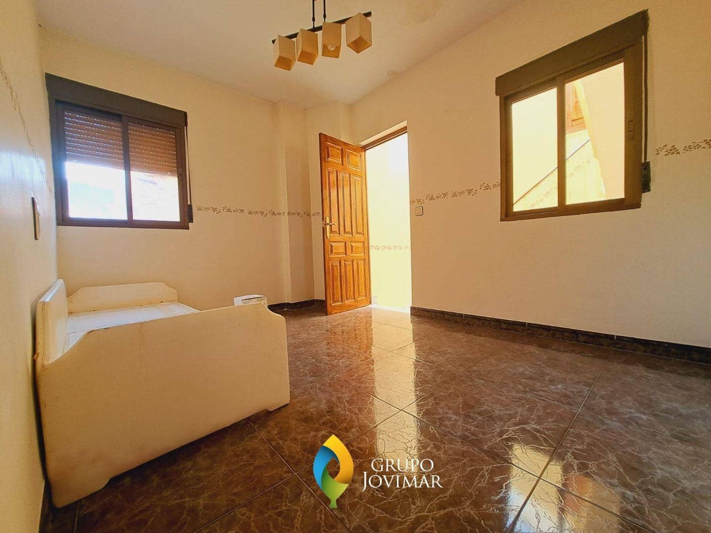 6 bedroom Townhouse for sale in Jerez del Marquesado - € 66,500 (Ref: 8020932)