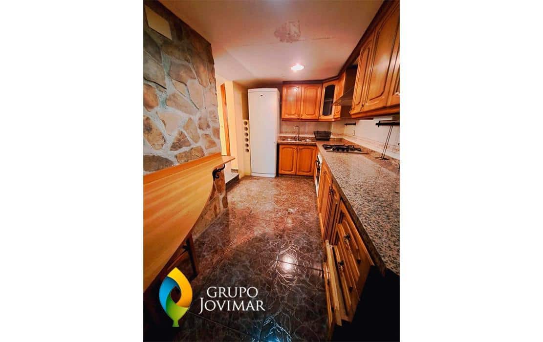 6 bedroom Townhouse for sale in Jerez del Marquesado - € 66,500 (Ref: 8020932)
