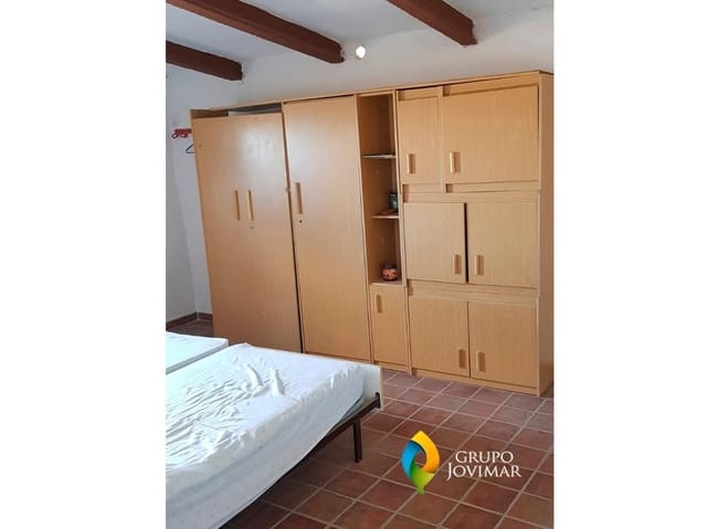 Rakentamaton maa vuokrattavana paikassa Caniles - 600 € (Ref: 8020950)