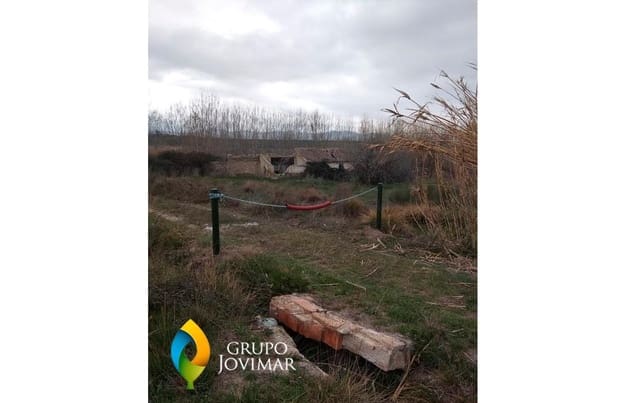 Grunde uden byggetilladelser til salg i Caniles - € 67.000 (Ref: 8020951)