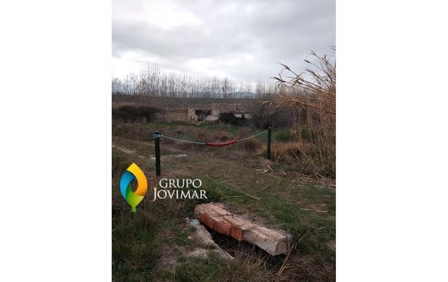 Grunde uden byggetilladelser til salg i Caniles - € 67.000 (Ref: 8020951)