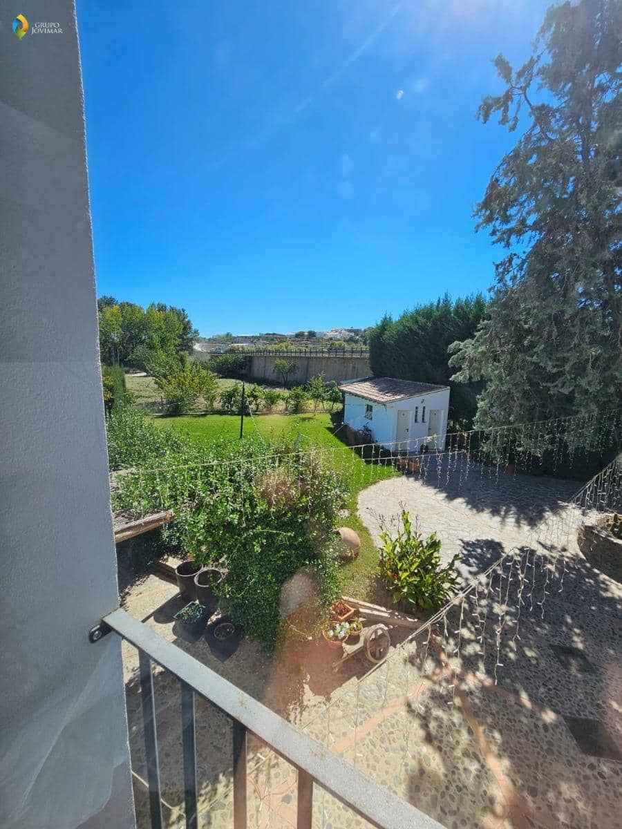 Hotel na sprzedaż w Caniles z basenem garażem - 900 000 € (Ref: 8026866)