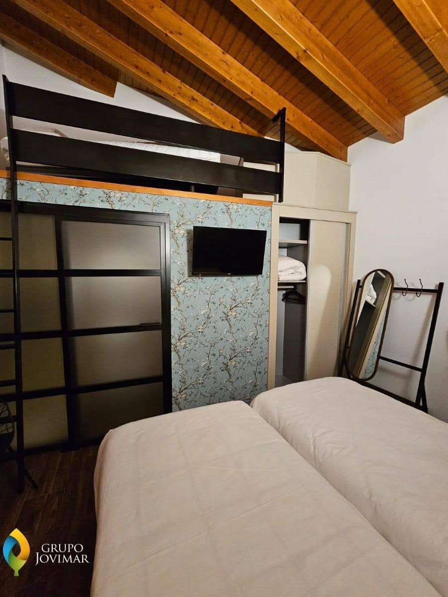 Hotel na sprzedaż w Caniles z basenem garażem - 900 000 € (Ref: 8026866)